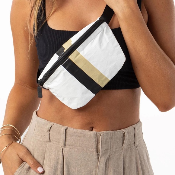 Aloha Collection Hip Pack - Picture 7 of 9